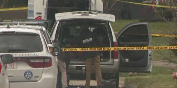 Αστυνομικοί στο Οχάιο σκοτώνουν εν ψυχρώ μαύρο μέσα στο γκαράζ του[Σοκαριστικό Βίντεο]