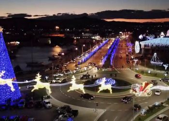 Volos_fotagogisi Βόλος Χριστούγεννα φωταγώγηση