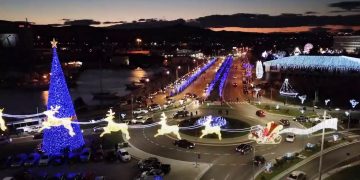 Alldaynews.gr Volos_fotagogisi Βόλος Χριστούγεννα φωταγώγηση