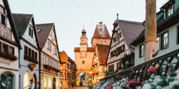 Alldaynews.gr Γερμανία: Πέθανε και άφησε στους γείτονές της 6,2 εκατομμύρια ευρώ