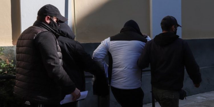 Ενέδρα “Θανάτου” στο Περιστέρι: Ελεύθερος με όρους ο γιος εφοπλιστής και πρώην παίκτης ριάλιτι