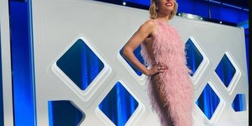 Αποκάλυψη! Φορούσε ή όχι εσώρουχο η Βίκυ Καγιά στον μεγάλο τελικό;[video]