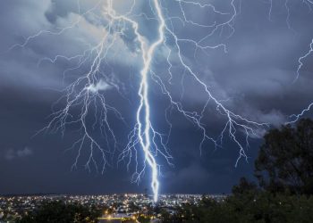 Alldaynews.gr καιρός κακοκαιρία κεραυνοί kairos-athina