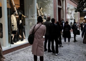 Alldaynews.gr Ο απόλυτος παραλογισμός του click away: Η επική φωτό πελάτισσας που συζητάει όλη η Ελλάδα (Pic)