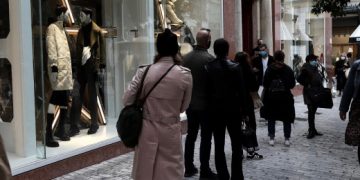 Alldaynews.gr Ο απόλυτος παραλογισμός του click away: Η επική φωτό πελάτισσας που συζητάει όλη η Ελλάδα (Pic)