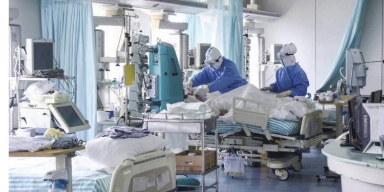 Alldaynews.gr «Προσέχετε γιατί γίνεται χαμός» – Συγκλονιστικό μήνυμα ασθενούς μέσα από τη ΜΕΘ