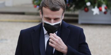 Alldaynews.gr Θετικός στον Κορονοϊό ο Γάλλος πρόεδρος Εμανουέλ Μακρόν