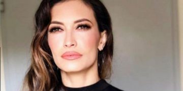 Alldaynews.gr Μάρα Δαρμουσλή: «Έχω αμειφθεί με 15.000 ευρώ την ώρα» (Video)