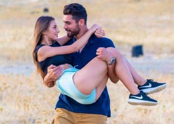 Ξεκάθαρη η απάντηση της Μαρίνας στο αν είναι ζευγάρι με τον Βασιλάκο!