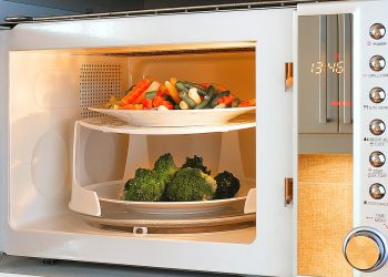 Φούρνος Μικροκυμάτων: Πέντε λόγοι για να μην τον ξαναχρησιμοποιήσεις