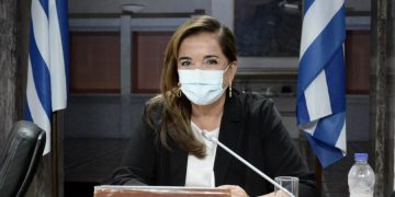 Μπακογιάννη: Αν η πολιτεία μου επιτρέψει θα κάνω το εμβόλιο στις 27 Δεκεμβρίου