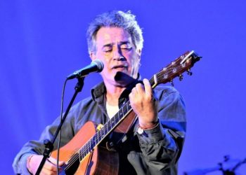 Παντελής Θαλασσινός: «Γιατί πιστεύω ότι η ένεση που έκαναν είναι φυσιολογικός ορός;» (pics)