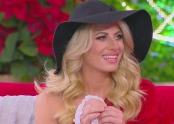 Άννα Μαρία Ψυχαράκη: “Δεν είμαι καθόλου τρελή-Θα ασχοληθώ με την πολιτική”