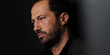 Alldaynews.gr Ο Δημήτρης Σειρηνάκης στα χέρια ψυχοπαθούς δολοφόνου!