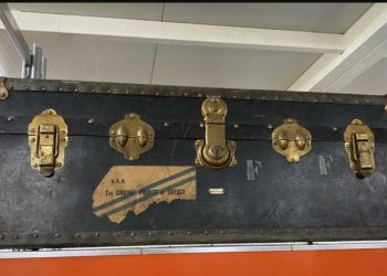 Τατόϊ: Τι περιέχουν οι περιβόητες  βαλίτσες της Φρειδερίκης