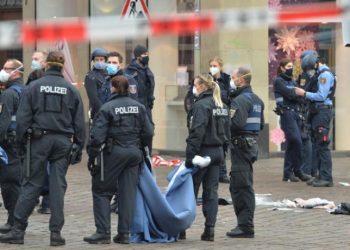 Συγκλονισμένη η οικογένεια του Έλληνα οδοντιάτρου στην πόλη Τρίερ που έχασαν το μωράκι τους