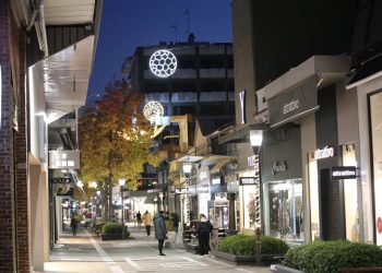 χριστούγεννα-πρωτοχρονιά-μαγαζιά