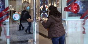 Click Away-Παραγγελίες: Πώς μπορείτε να τις παραλάβετε