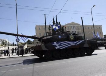 Κανονικά η παρέλαση της 25ης Μαρτίου στο Σύνταγμα! Προσκεκλημένοι Μακρόν, Πούτιν και πρίγκιπας Κάρολος