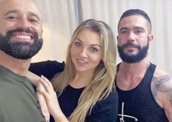 Ο έρως τρίο δεν κοιτά! Δύο φίλοι συζούν αρμονικά με την ίδια γυναίκα