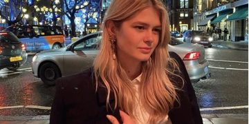 Alldaynews.gr Αμαλία Κωστοπούλου: Στο Ασπεν για τις γιορτές των Χριστουγέννων η Κόρη του Κωστόπουλου και της Μπαλατσινού