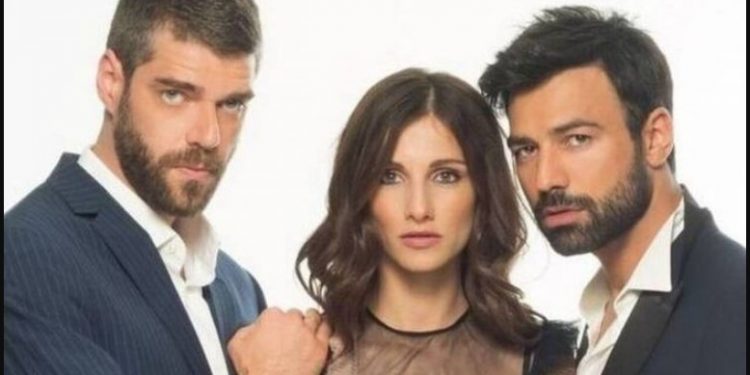 Alldaynews.gr 8 Λέξεις: Σοκαριστική εντολή Δολοφονίας! “Καθαρίστε την”