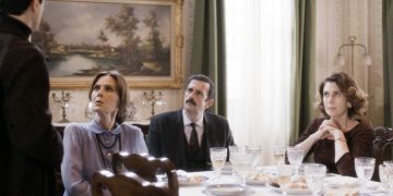 Alldaynews.gr Άγριες Μέλισσες: Η αποκάλυψη στο σπίτι των Σεβαστών φέρνει την κατάρρευση του Δούκα