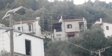 Alldaynews.gr Άγριο έγκλημα: 55χρονη Γυναίκα βρέθηκε μαχαιρωμένη μέσα στο σπίτι της