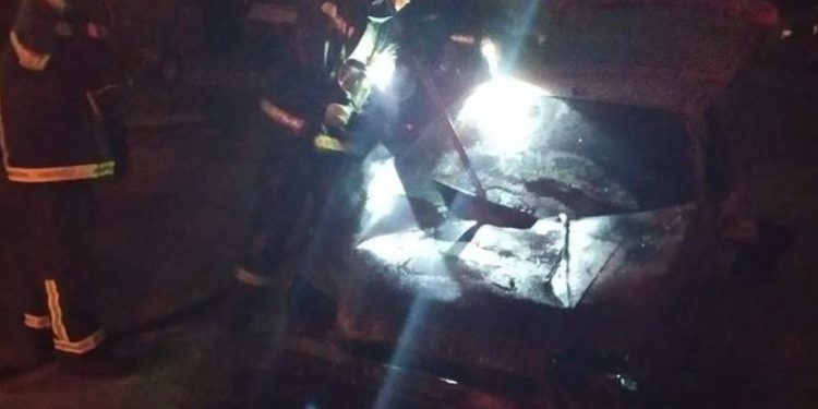 Alldaynews.gr Πριν Λίγο! Τίναξαν στον αέρα το αυτοκίνητο Πασίγνωστου δημοσιογράφου στο Μαρούσι