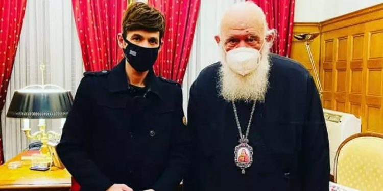 Alldaynews.gr Ο Μένιος Φουρθιώτης ζήτησε την Ευλογία του Αρχιεπισκόπου Ιερώνυμου!