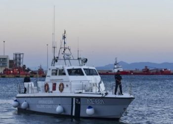 Τήνος: Συνελήφθη Ρώσος κυβερνήτης ιστιοφόρου-Το σκάφος είχε κλαπεί από το Τσεσμέ της Τουρκίας