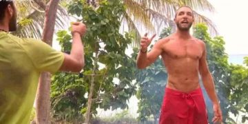 Ο Κόρομι του Survivor μοντέλο σε φωτογράφιση με μποξεράκια μαζί με παίκτρια του Gntm[photos]