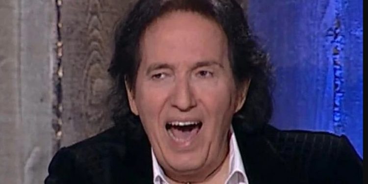 Alldaynews.gr “Στην Υγειά μας”-Έδωσε “Ρέστα” το Twitter με τον Πασχάλη! Ο σκοτεινός άρχοντας των απέθαντων