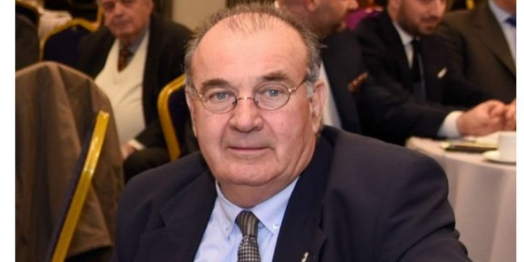 Alldaynews.gr Η ΝΔ ανέστειλε την κομματική ταυτότητα του Αδαμόπουλου