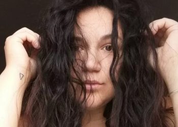 Ξέσπασε Σάλος!! Η Αφροδίτη γυμνή αγκαλιά με τον Δημήτρη Κεχαγιά![photo]