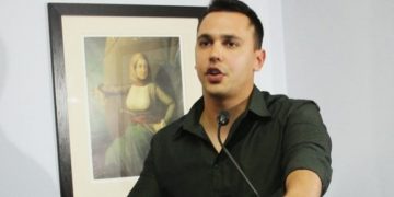 Χρυσή Αυγή: Χειροπέδες στον Δεβελέκο, τον οδηγό και πρωτοπαλίκαρο του Νίκου Μιχαλολιάκου