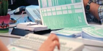 Alldaynews.gr Φορολογικές δηλώσεις 2021: Ποιους συμφέρει οι χωριστή δήλωση, μέχρι πότε οι αιτήσεις
