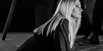 Alldaynews.gr Η πρώην σύντροφος του Κιμούλη, Ελισάβετ Μουτάφη, στηρίζει δημόσια τη Ζέτα Δούκα