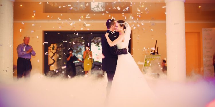 Alldaynews.gr γάμος παντρεύομαι παντρειά wedding dance