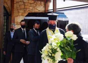 Θρήνος επικράτησε στη κηδεία της ηθοποιού Μιράντας Κουνελάκη