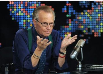 ΕΚΤΑΚΤΟ! Νεκρός από κορονοϊό ο Λάρι Κινγκ