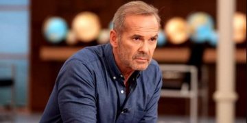 Alldaynews.gr Πέτρος Κωστόπουλος: “Δεν κάνω διακοπές στο Ντουμπάι-Εδώ είναι τα κεντρικά της εταιρείας που δουλεύω”