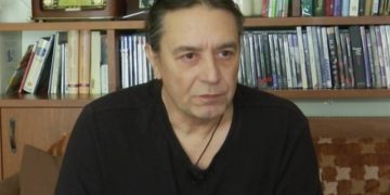 Alldaynews.gr Γιάννης Κότσιρας: «Μια κοπέλα ήθελε να αυτοκτονήσει αν δεν βγαίναμε για καφέ»