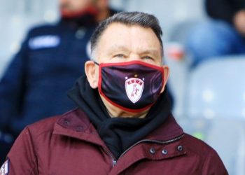 Κούγιας: «Δεν έχω δει μεγαλύτερο καραγκιόζη προπονητή»