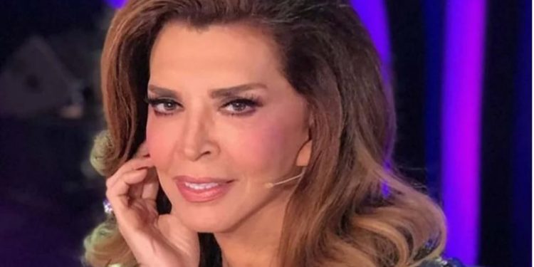 Μιμή Ντενίση για Γιώργο Κιμούλη: «Δεν έπεσα από τα σύννεφα»[video]