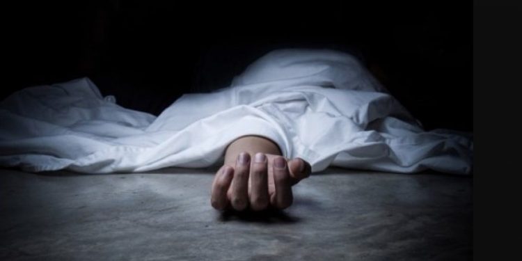 Alldaynews.gr Τραγωδία: Τον βρήκε ο αδελφός του νεκρό ανήμερα της Γιορτής του, μέσα μία λίμνη αίματος