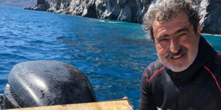 Alldaynews.gr “Κόντεψα να πεθάνω-Ο άνθρωπος το κατάλαβε πως με χτύπησε ,σταμάτησε βέβαια”:Η Σοκαριστική ιστορία του Πολάκη