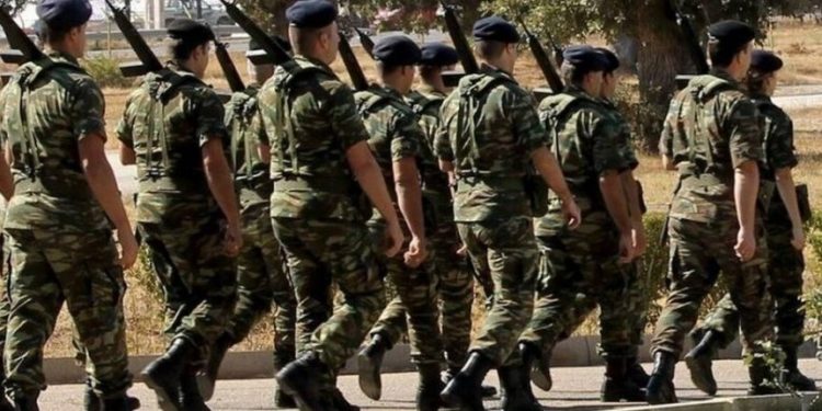 Alldaynews.gr Είναι Οριστικό: Αυξάνεται κατά 3 μήνες η θητεία στο Στρατό Ξηράς