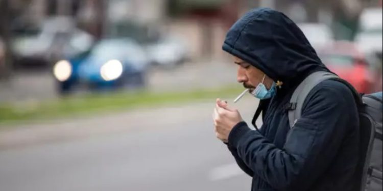 Alldaynews.gr Κορονοϊός: Τι ανακαλύφθηκε για τους καπνιστές ανάλογα με το πόσα τσιγάρα έκαναν την ημέρα
