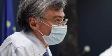 Τσιόδρας: Ο κορονοϊός ήρθε για να μείνει – Τι είπε για τις μεταλλάξεις, τα εμβόλια και την ανοσία